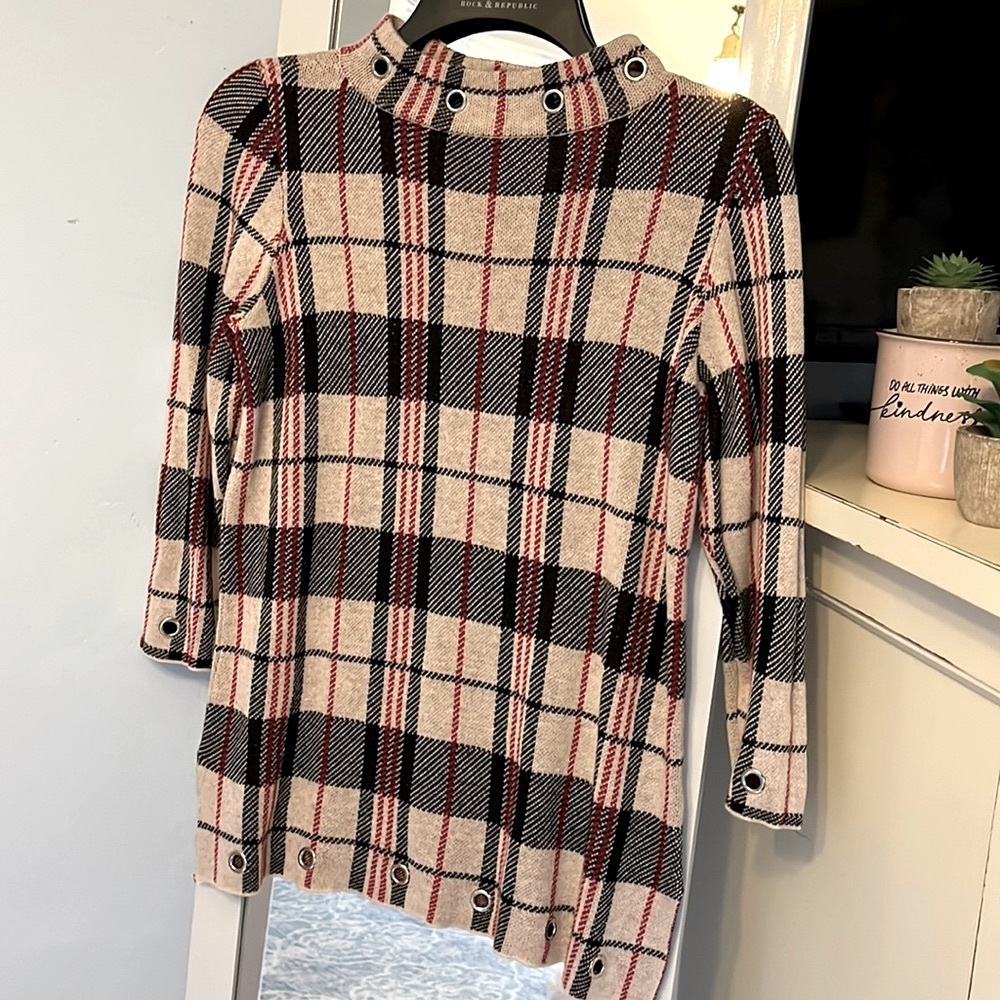 Like New Plaid Tunic Sweater w/ silver grommets